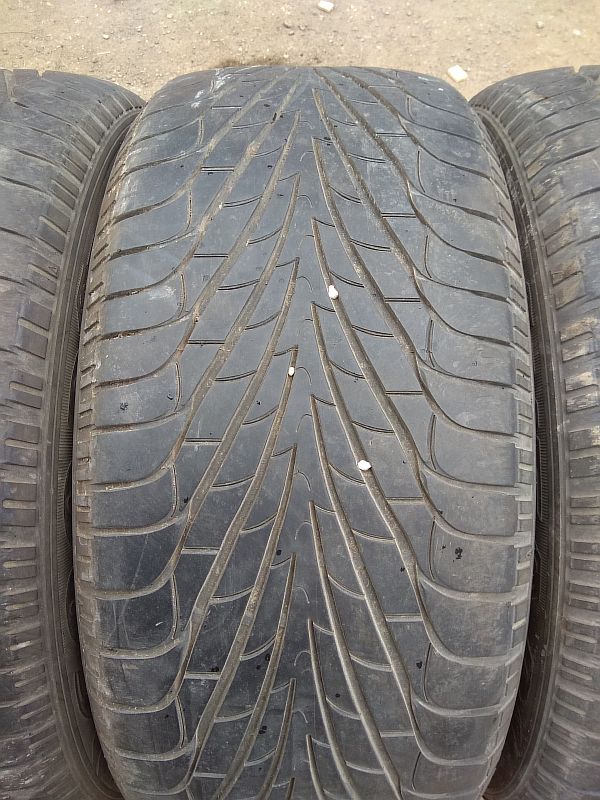 255 55 r18. 285/50 R18 Goodyear Wrangler f1 109w. Резина Гудиер 255/55 r18 б/у. Резина Гудиер 255/55 r18 б/у зимние.